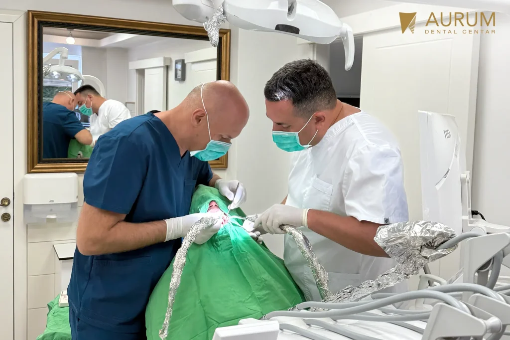 Ugradnja implantata Aurum Dental Centar